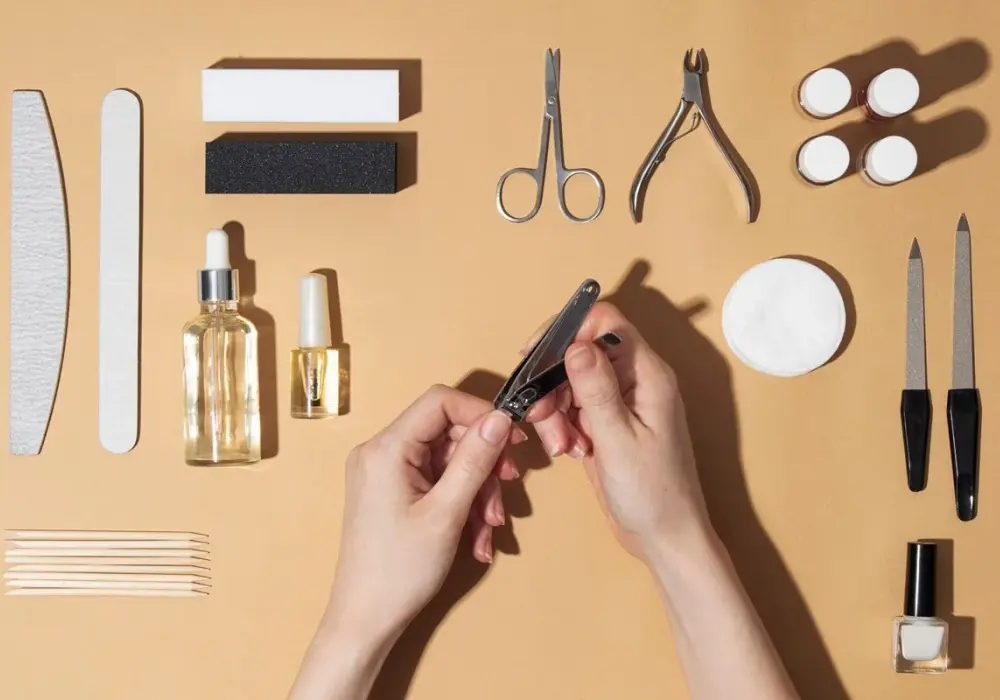 Przyrządy do manicure - co do czego służą i jak ich używać?