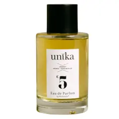 Elegancka butelka perfum Unika Cédrat Myrte Immortelle. Czy można dezynfekować perfumami? Ten zapach to luksus, nie środek dezynfekujący.