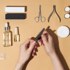 Przyrządy do manicure - co do czego służą i jak ich używać?