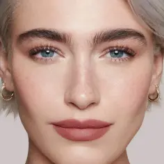 Gdzie kupić szminkę Lisa Eldridge? Sprawdź najlepsze oferty online