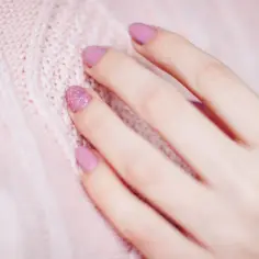 Manicure kombinowany co to znaczy? Odkryj zalety tej techniki