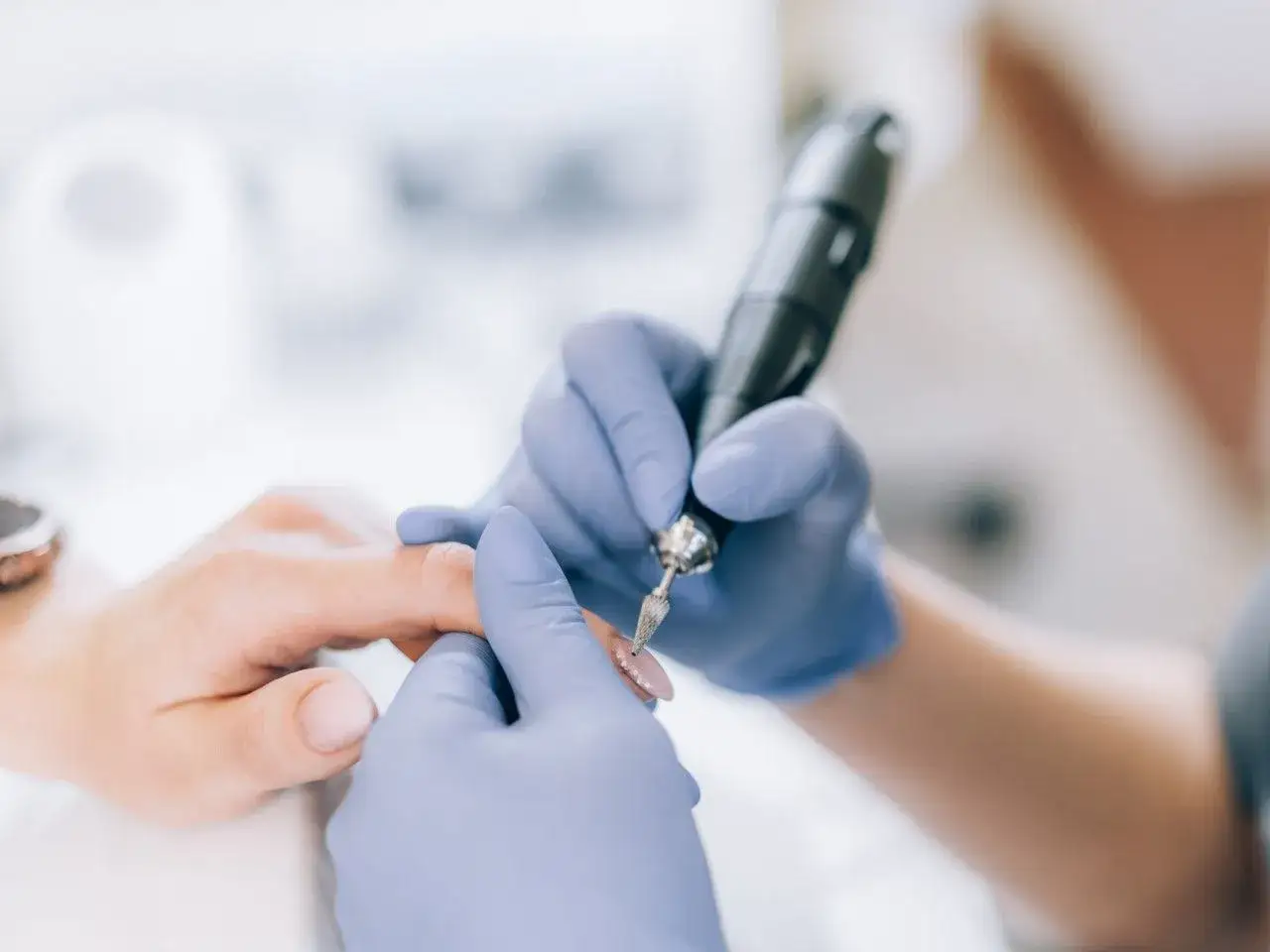 Zdjęcie Najlepsze frezarki do domowego manicure – łatwe w użyciu i skuteczne